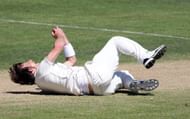 Shane Bond's fifer helped New Zealand snatch a win against West Indies from the jaws of defeat